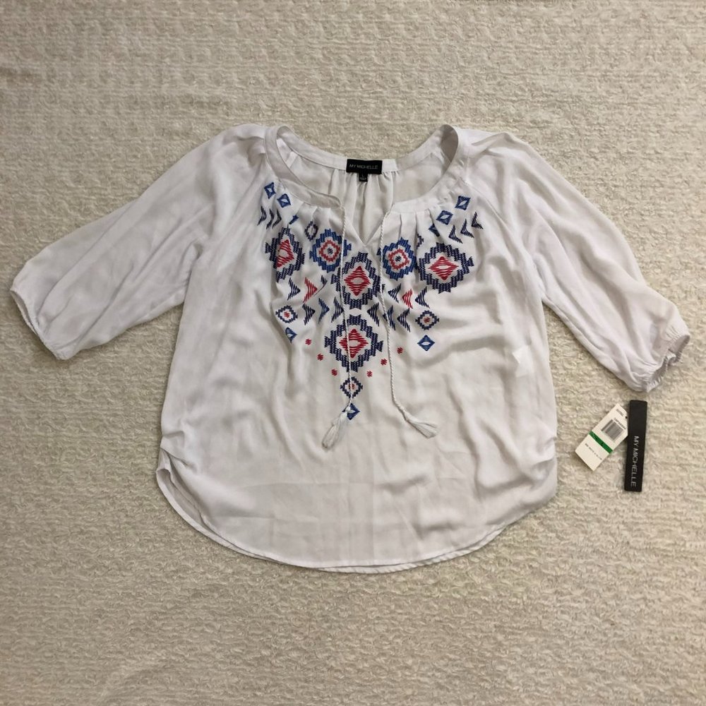 NWT, My Michelle, White Lightweight Loose Fitting, Long Sleeve Top Blouse Size L